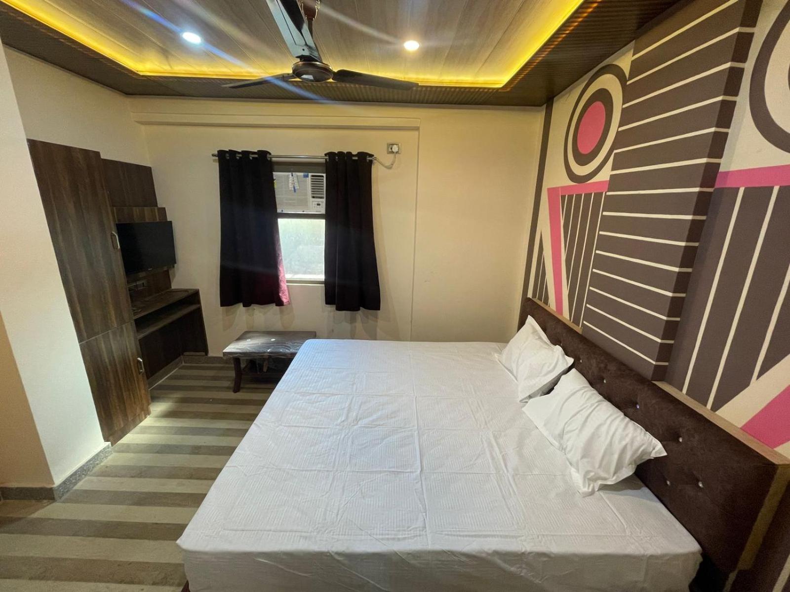 Himalaya Inn Guest House Varanasi Exterior foto